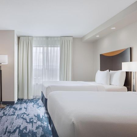 Fairfield Inn And Suites Търлок Екстериор снимка
